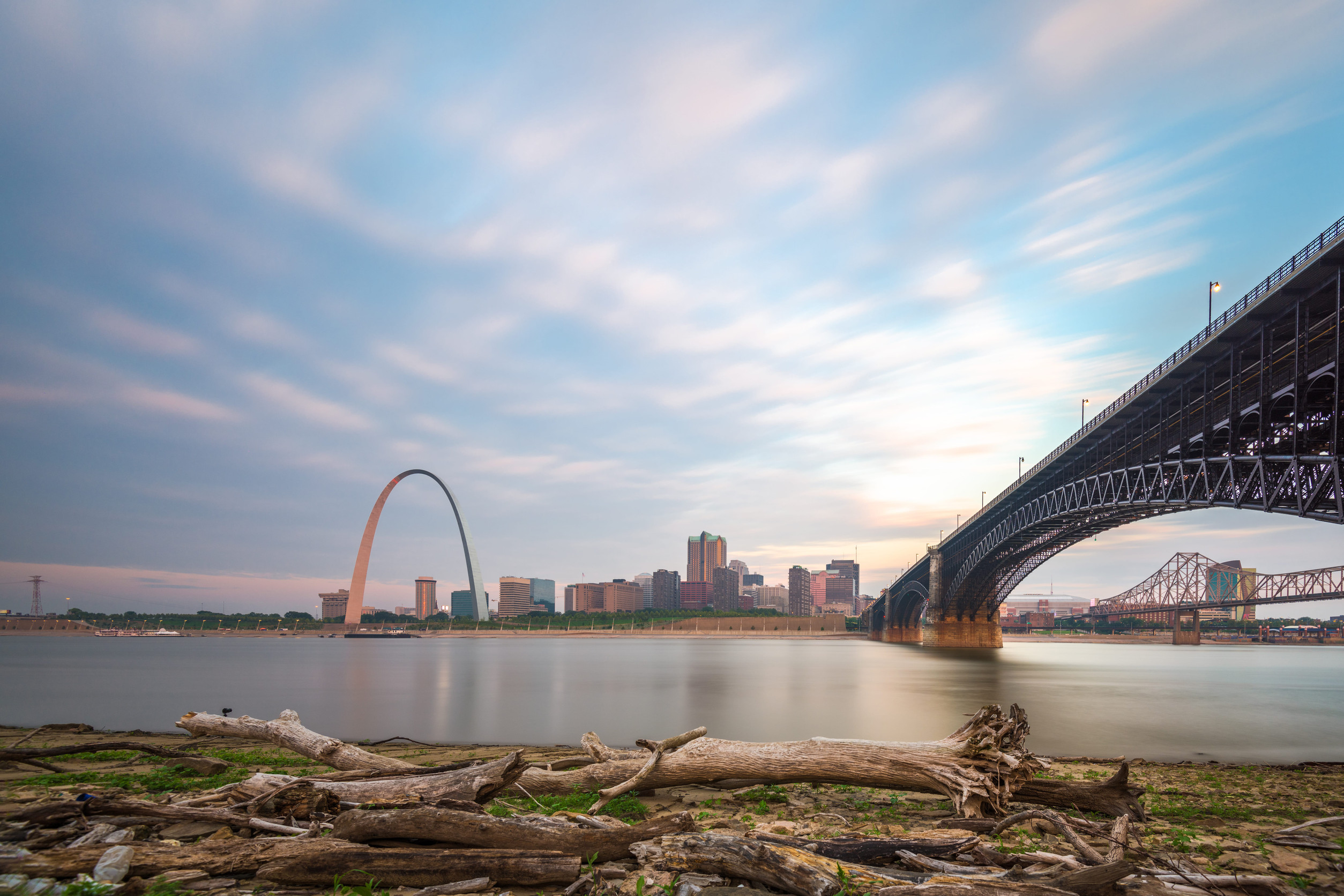 view of river and the St. Louis famous arch
